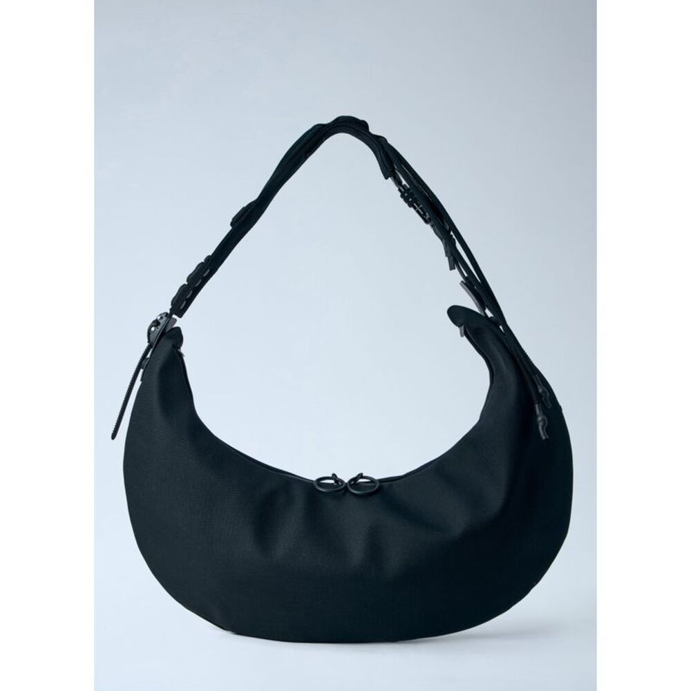 Innerraum Women Object Hm3 Half Moon Bag